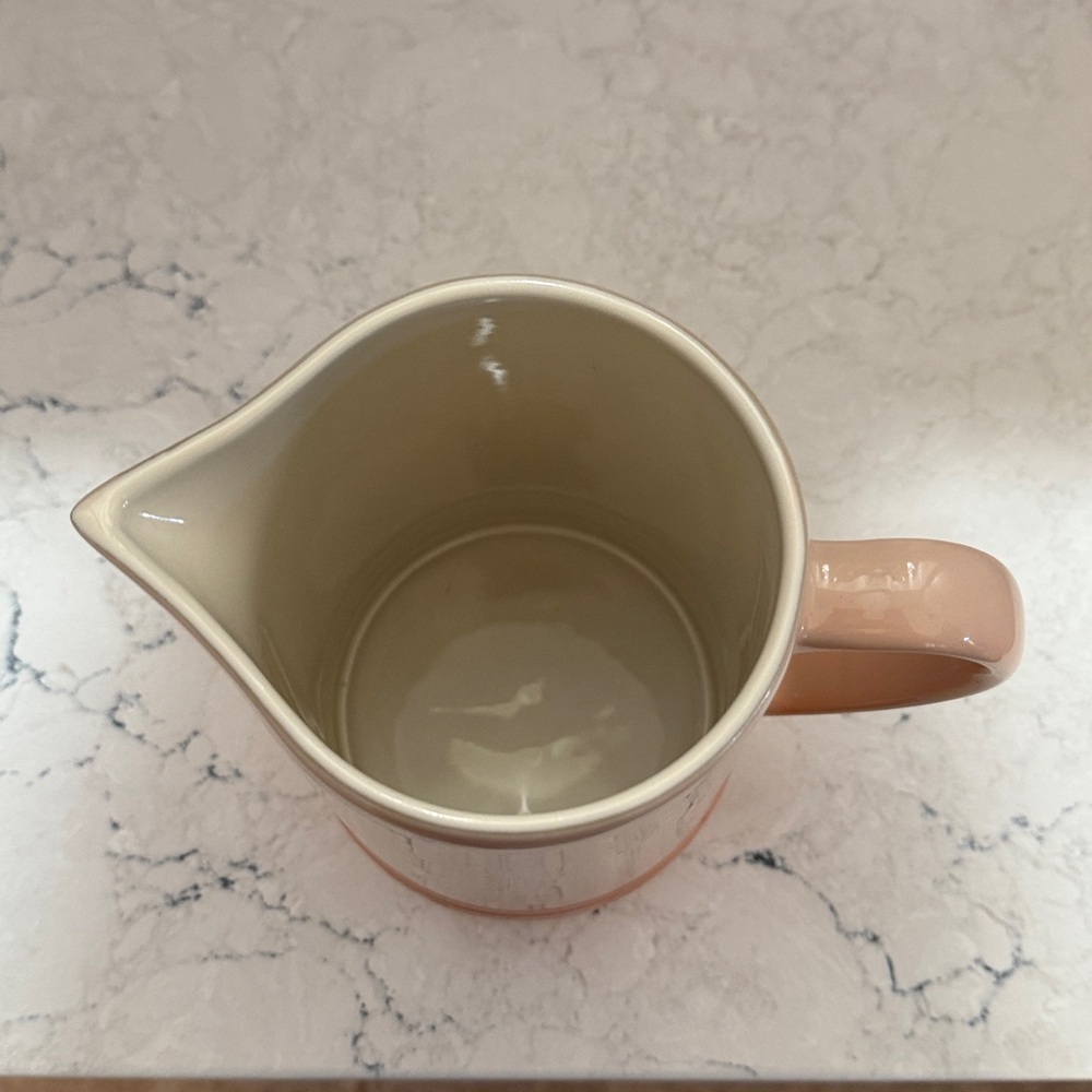 Le Creuset Gradient Peche ๐ Pitcher - Picture 3 of 6